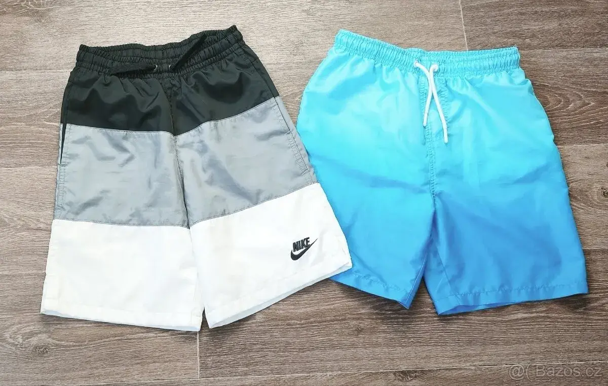 2 ks kraťasy Nike a Primark vel. 137/152