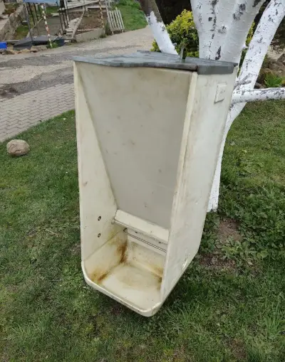 Automatické krmítko pro prase /prasata