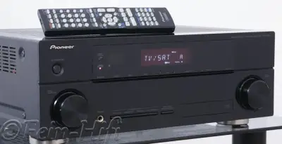 Pioneer VSX-820 5.1 AV receiver HDMI 1.4a 3D USB náv kal.mc