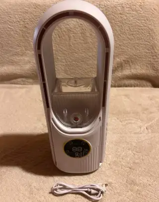 Ventilátor přenosný / mini klimatizace s podsvicenim