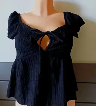 Krátký top velikost S
