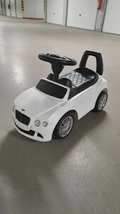 Dětské odrážedlo Bentley