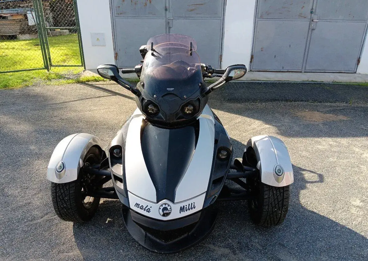 Can-am Spyder RS 1000