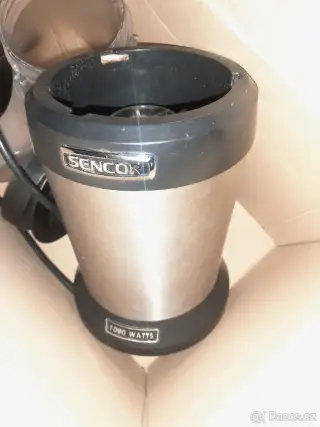 Smoothie mixér Sencor s příslušenstvím