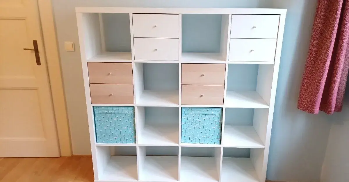 Ikea velká regálová skříň