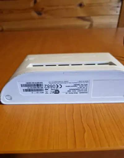 HUAWEI 8315s-22 WIFI router