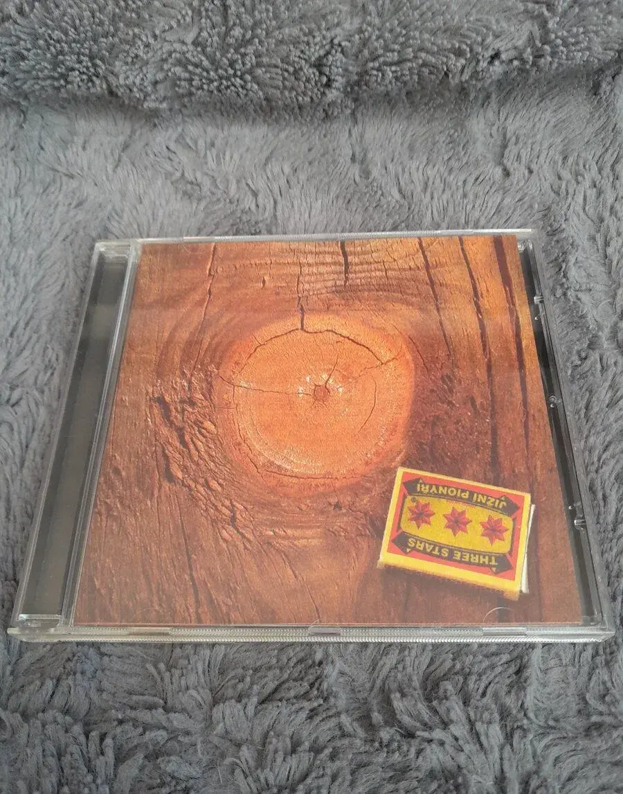 CD Jižní Pionýři - Three Stars (2003)