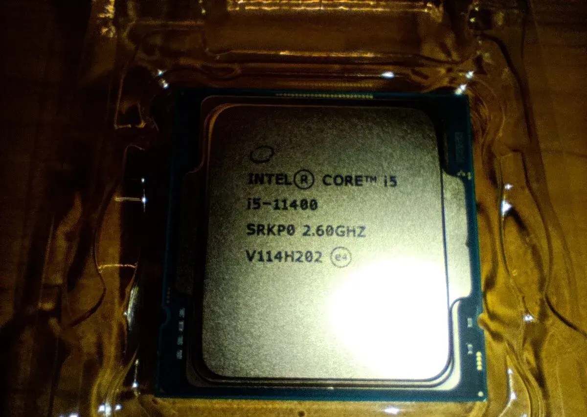 CPU Intel Core i5-11400, 6 x 2,6 GHz gen. 11, 12MB cache