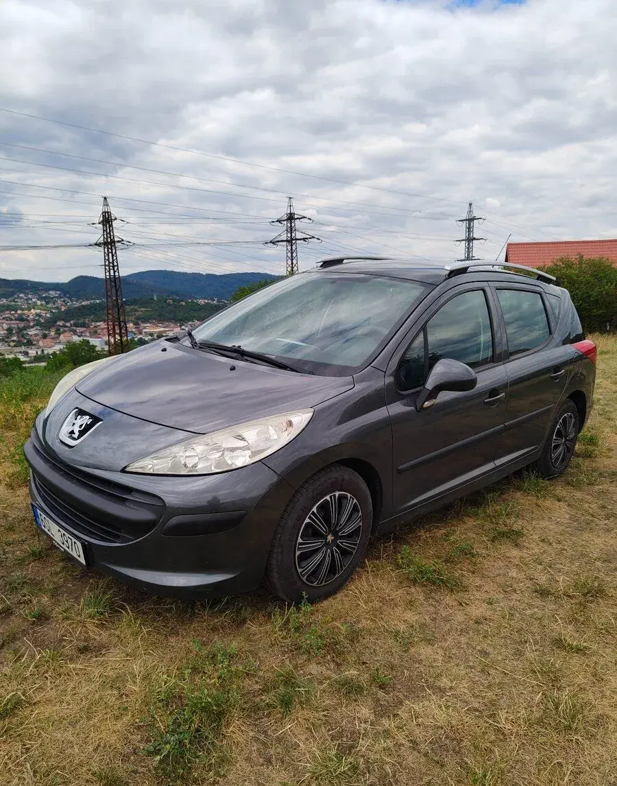 Peugeot 207 – 2009, 168 000 km