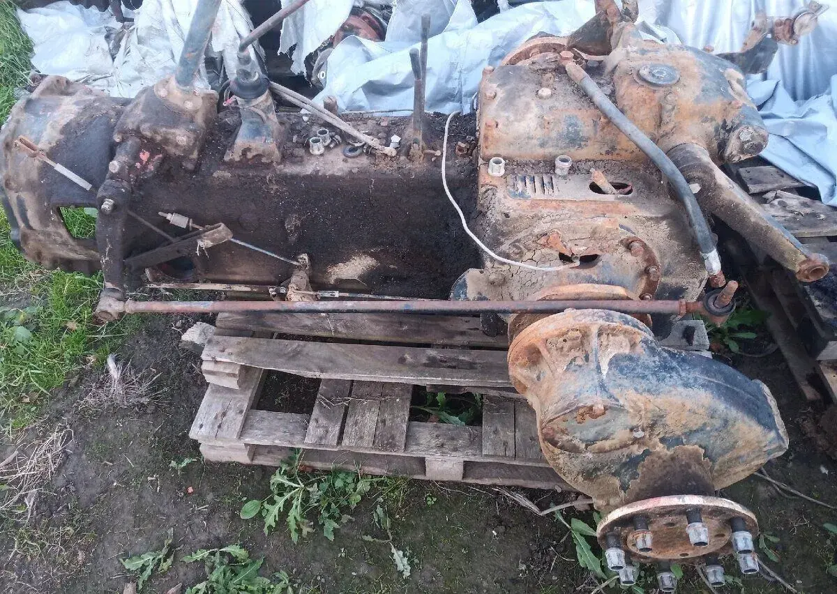 Podvozek Zetor 7011
