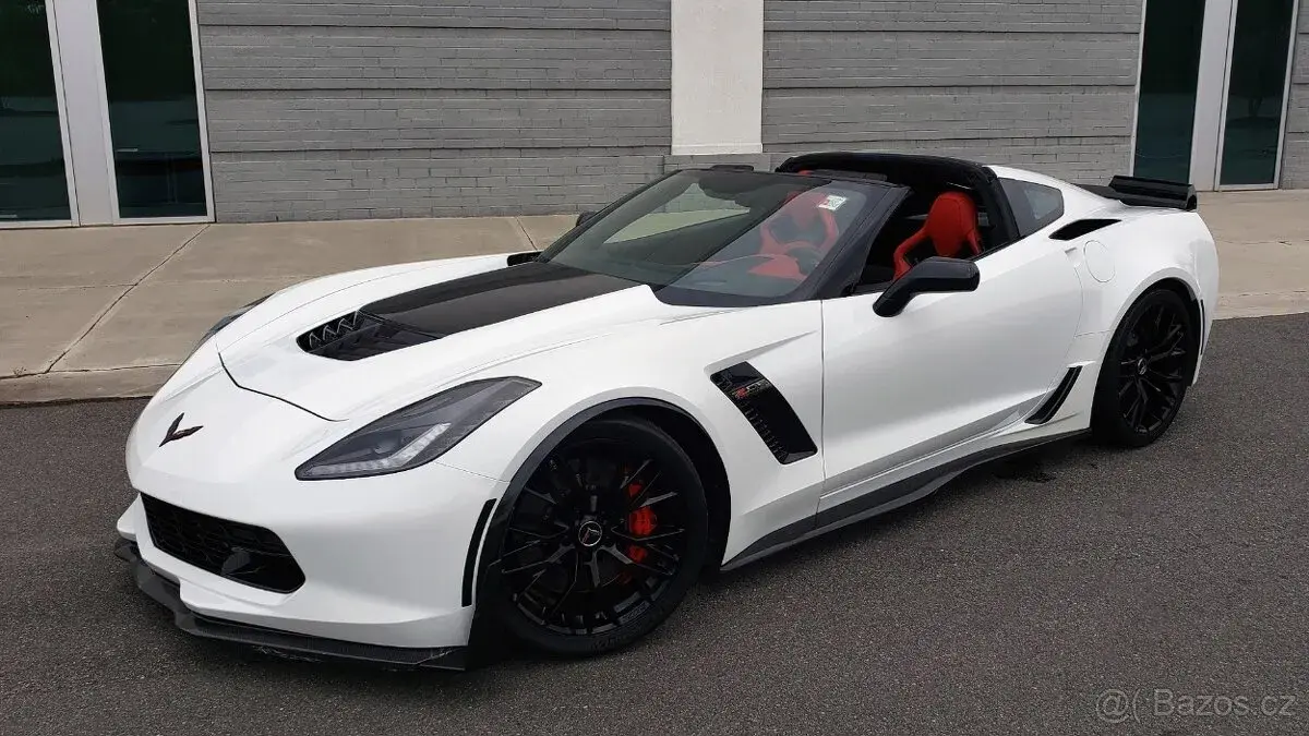 Chevrolet Corvette – 2015, 49 000 km