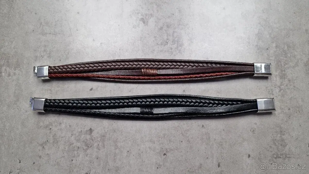 Kožený náramek délky 23 cm