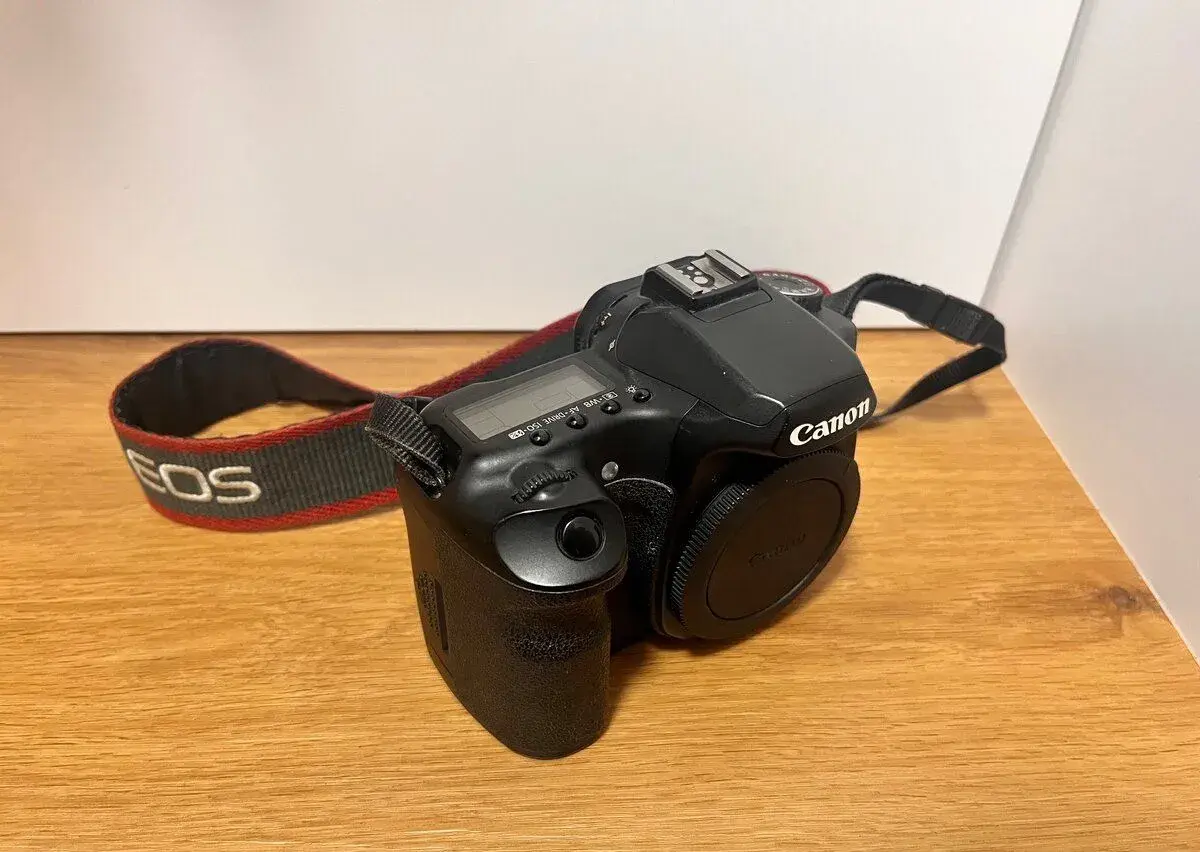 Canon EOS 40D – tělo + příslušenství