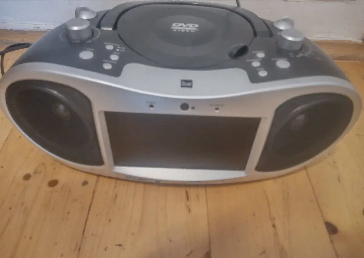 Rádio s dvd.