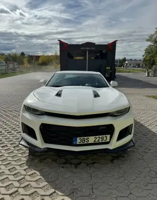 Chevrolet camaro – 2016, 2 000 km