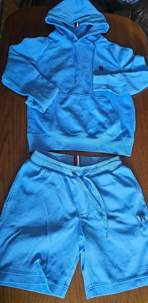 TOMMY HILFIGER MIKINA A ŠORTKY 100% ORIG.