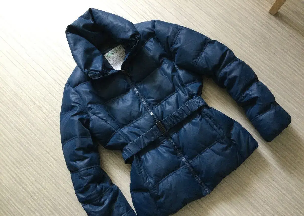 Péřová bunda zn. Benetton vel. 38/40