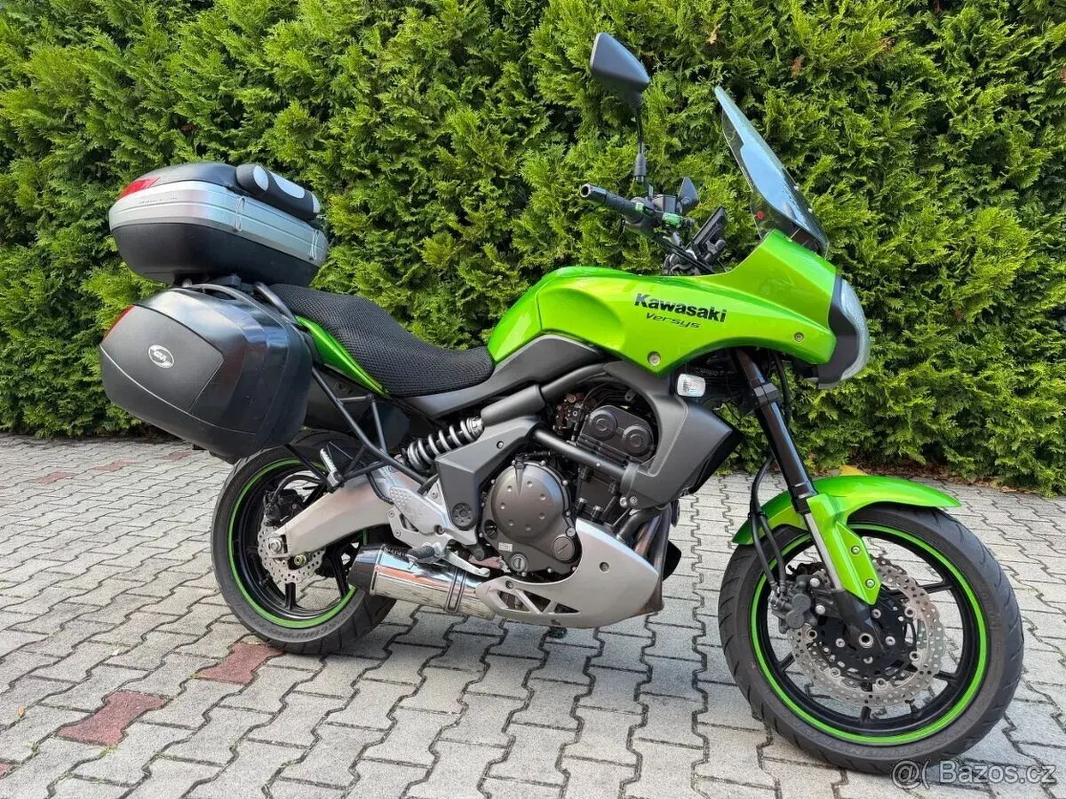 Kawasaki Versys 650 – model 2009, do provozu 2011