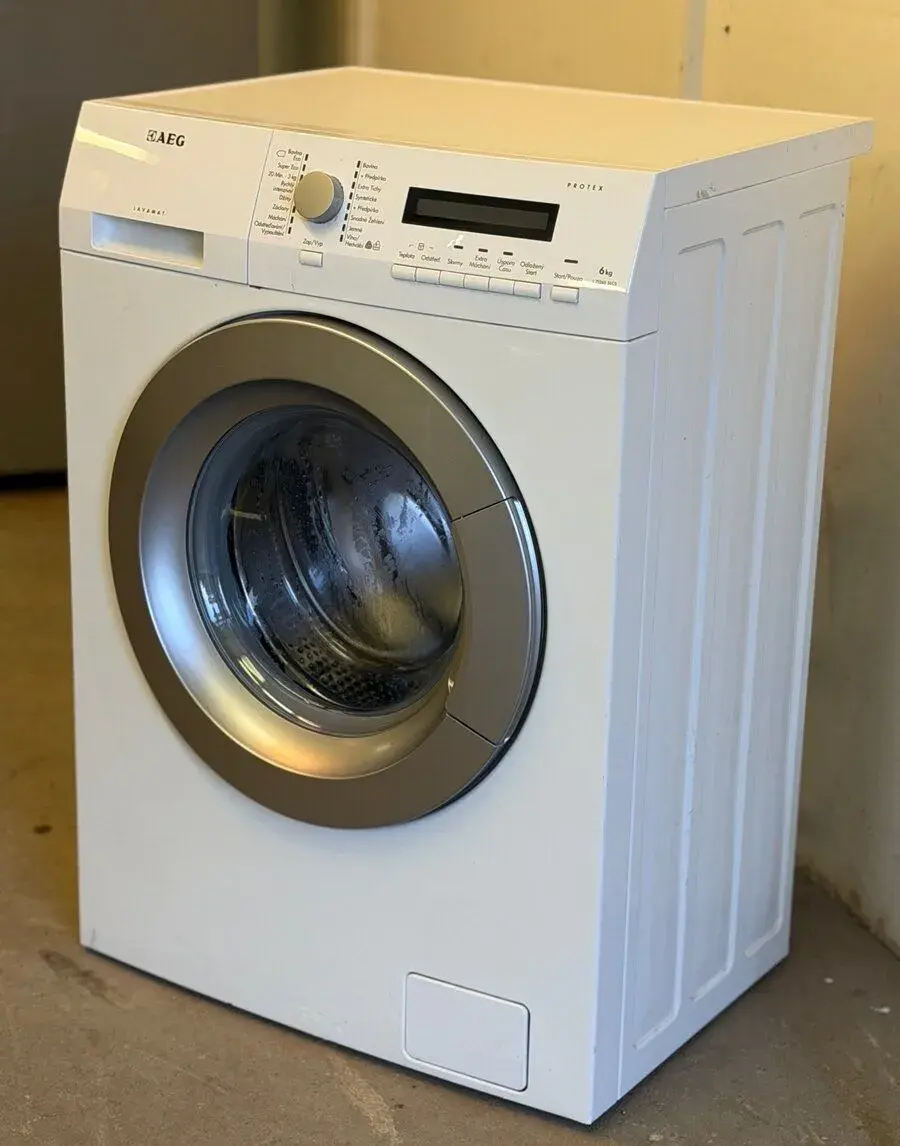 Pračka AEG 6 kg plně funkční
