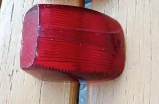 Nepoužitý kryt zadního světla Jawa, ČZ