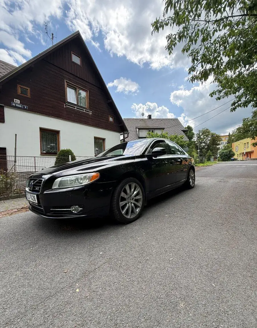 Volvo S80 – 2007, 8 000 km