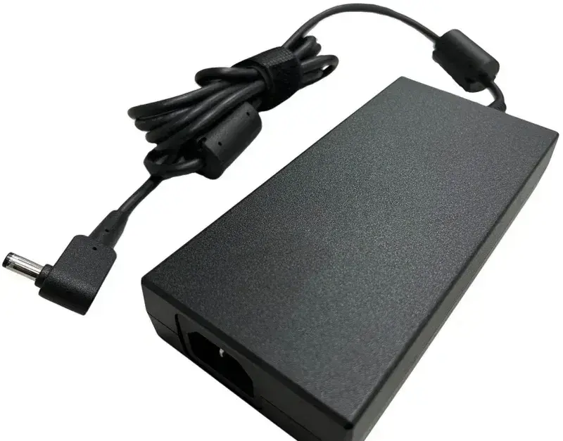 Acer 230W černý, 5.5phy