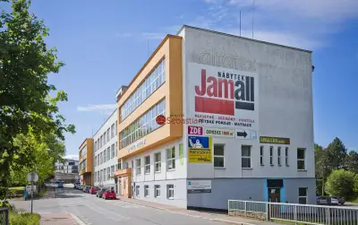 Pronájem obchodních prostor od 400 m² až po 1 000 m² – areál