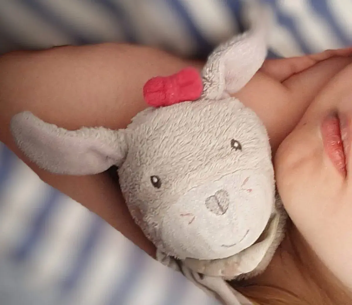 – plyšový zajíček dopodopo newborn z Takka 🐰❤️