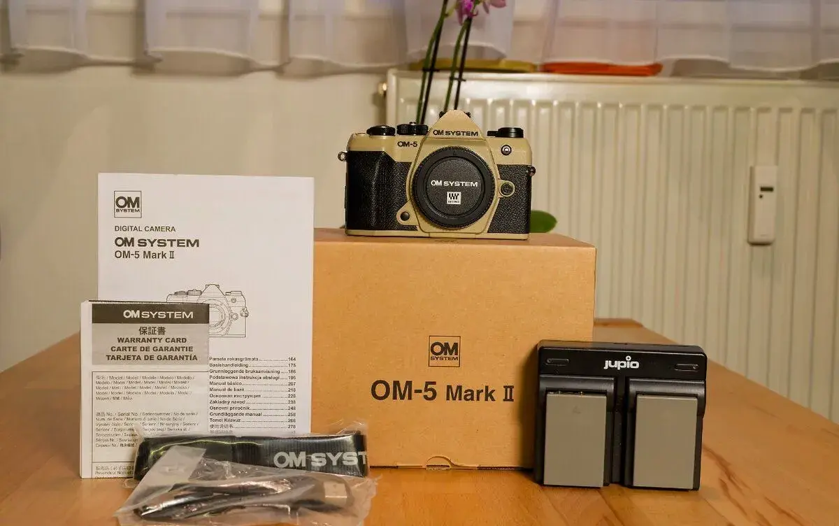 OM-5 Mark II Beige (záruka 14/04/2028)