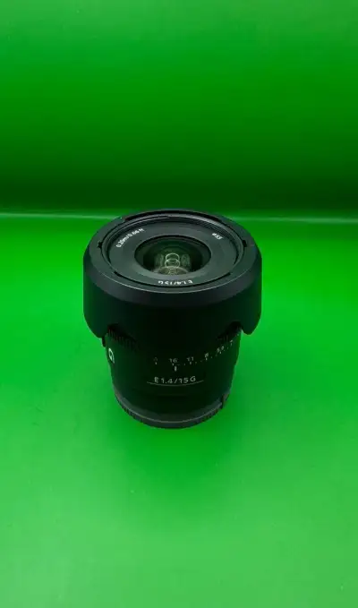 Sony E 15mm F/1.4 G (SEL15F14G) objektiv