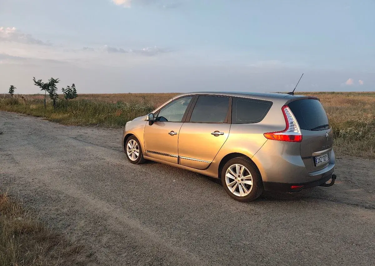 Renault Grand – 2012, 100 km