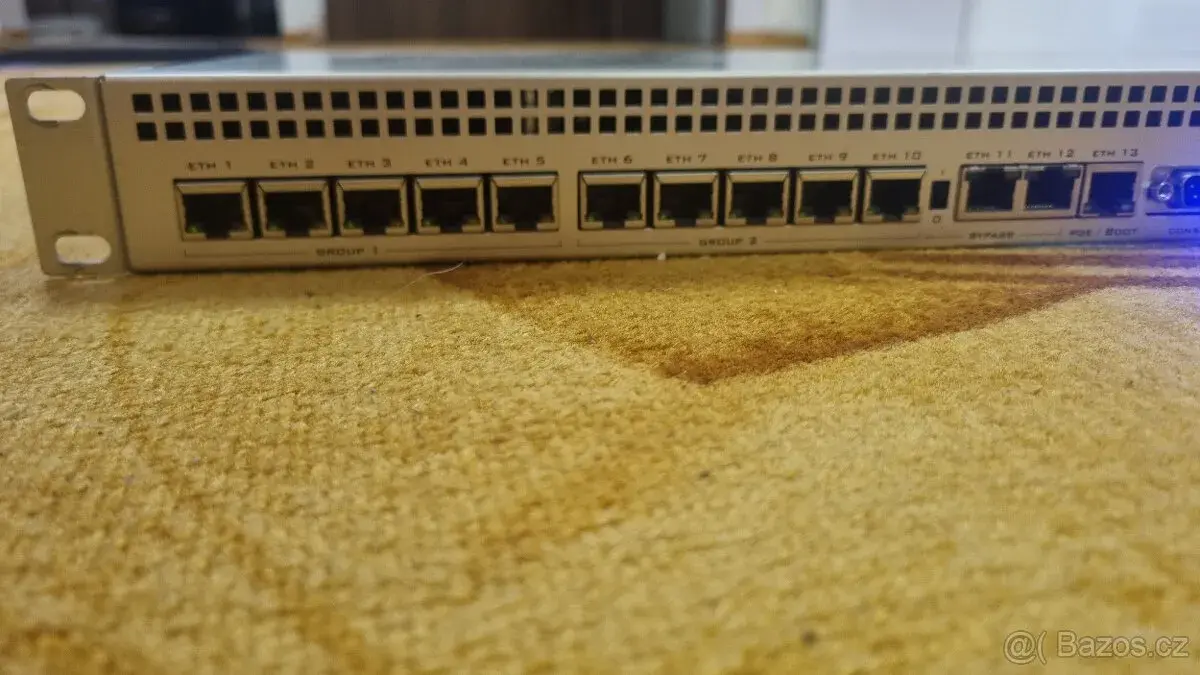 MikroTik RouterBOARD RB1100AHx2 – 13× Gigabit, 1U rack, 2 GB