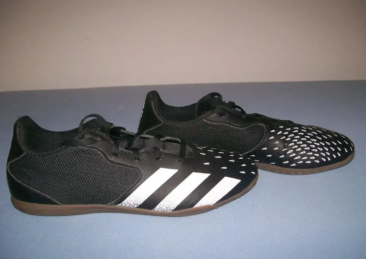 Sportovní obuv pánská ADIDAS PREDATOR - č. 42 (sálovky)