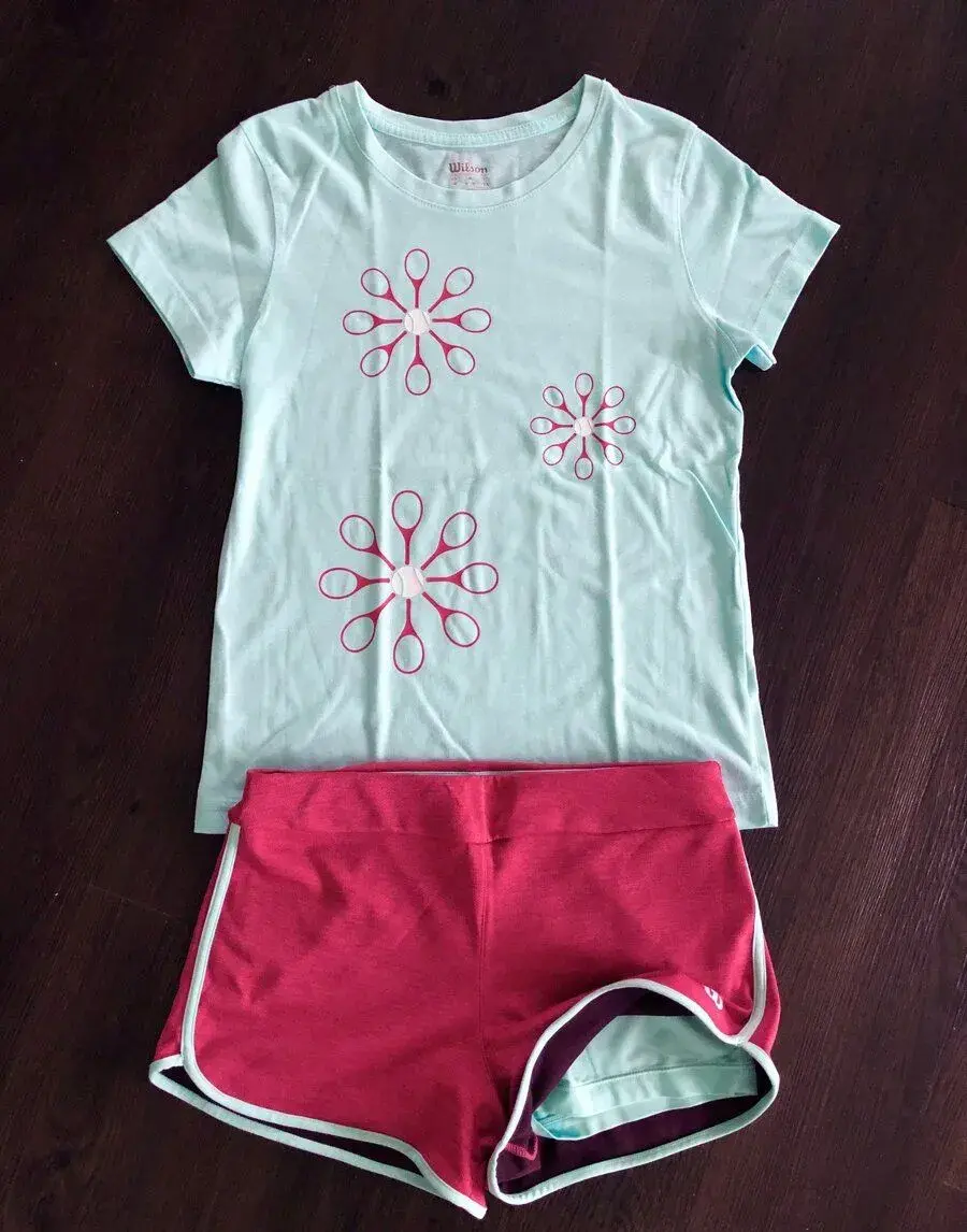 Tenisový set Wilson Floret Tech Tee vel. 7-8 let