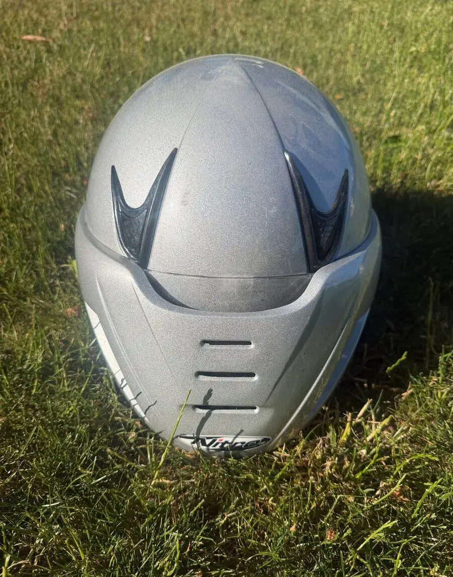 Nitro helma