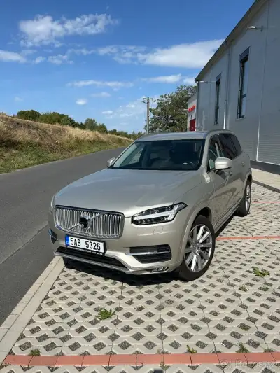 Volvo XC90 – 2015, 141 200 km