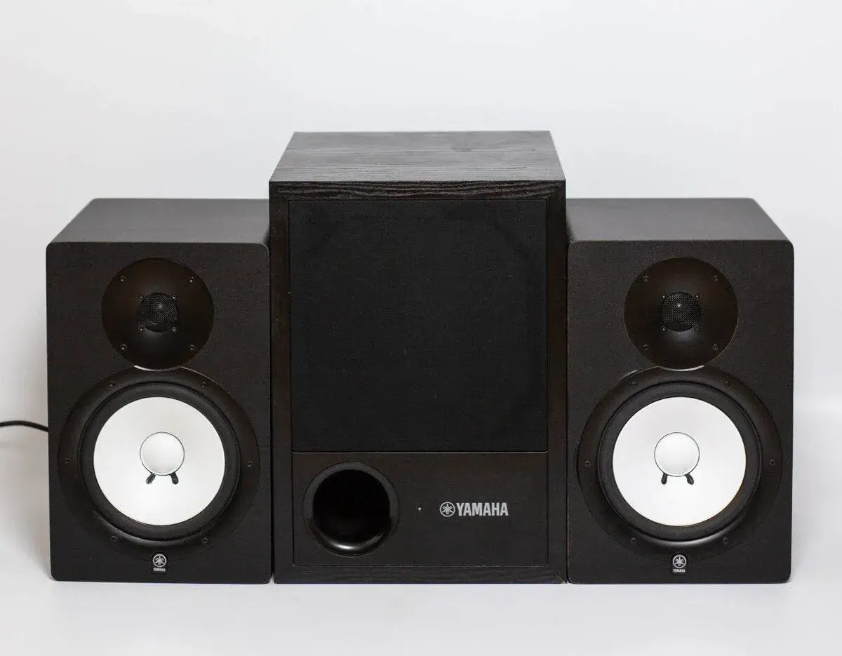 Yamaha HS80M + Yamaha SW10 (volitelna moznost)