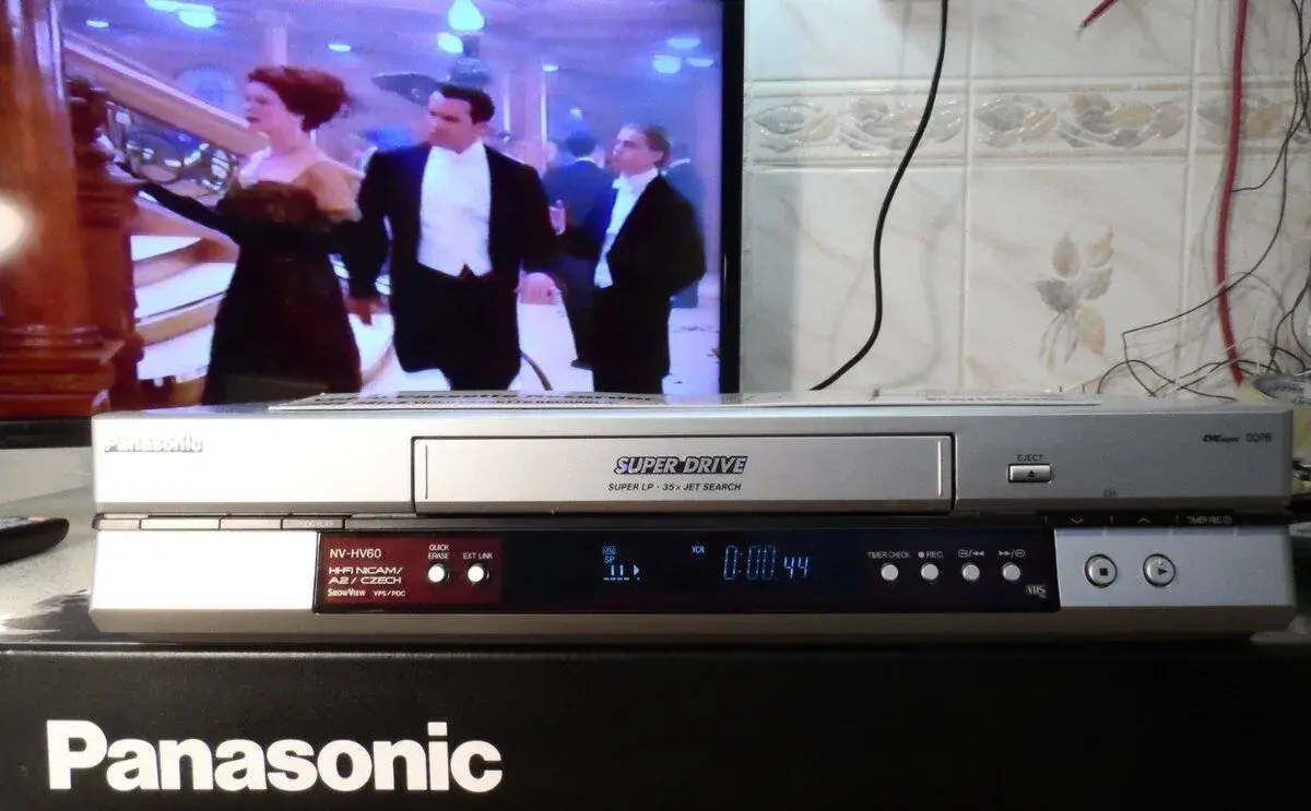 Panasonic NV-HV60EP Hi-Fi STEREO,6-HEAD