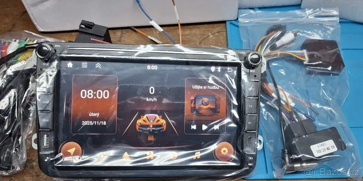 VW Škoda Android 15 autorádio s Carplay