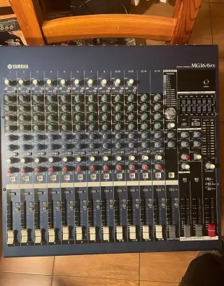 YAMAHA MG16/FX, kvalitní mixážní pult.