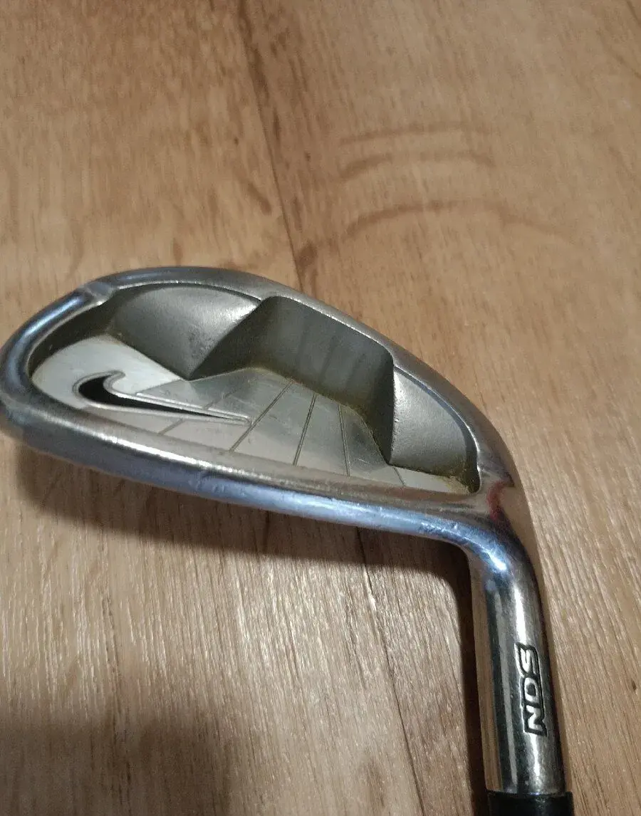 Golfové hole