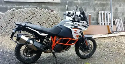 KTM 1090 R