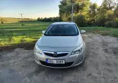 Opel astra – 2010, 212 000 km