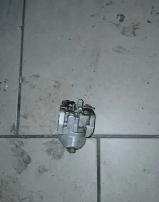 Karburátor LHP 16 do sekačky