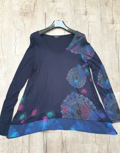 Damska halenka zn.Desigual velM