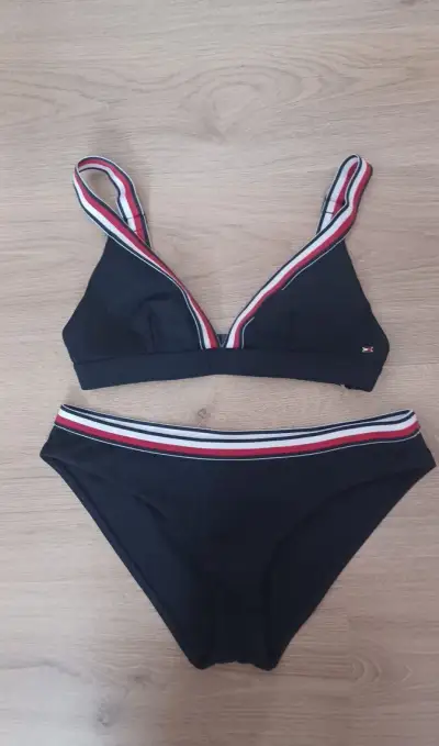 Nové plavky Tommy Hilfiger velikost S