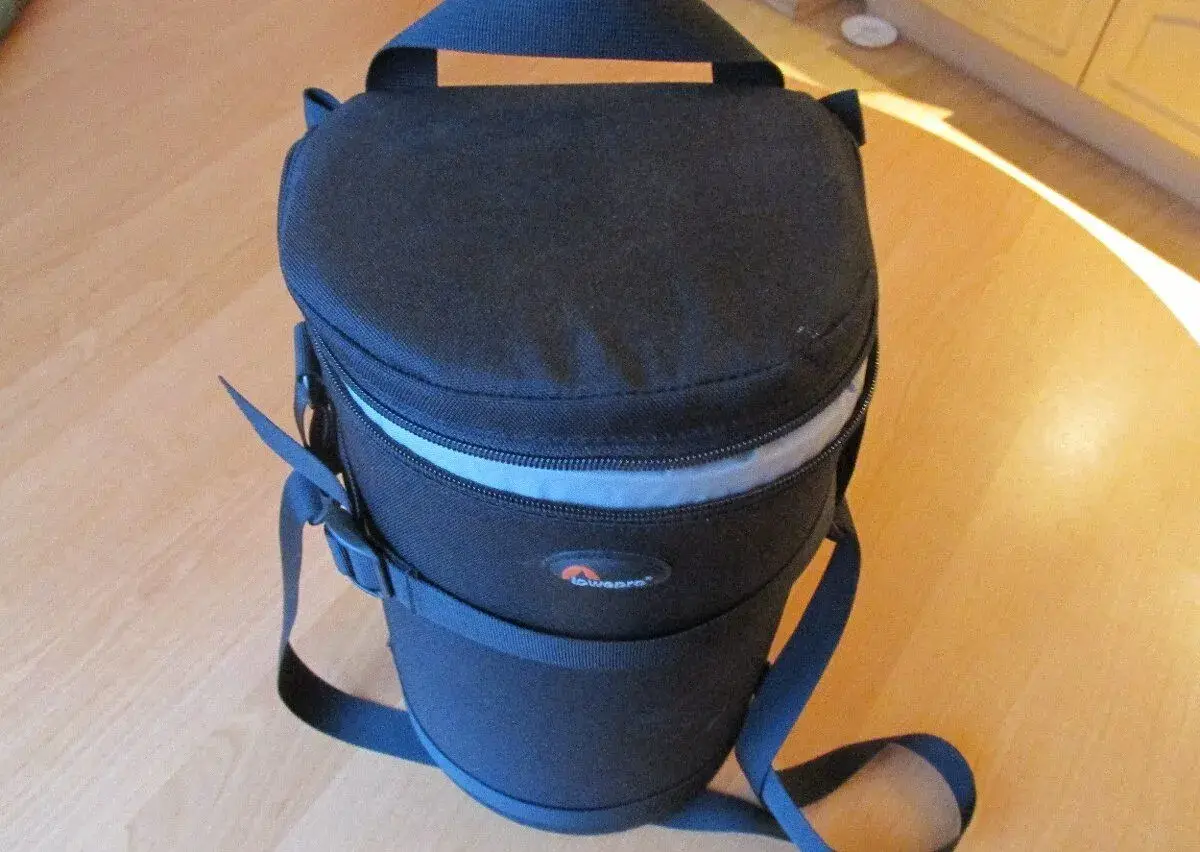 Brašna pro objektiv LOWEPRO LensCase 5
