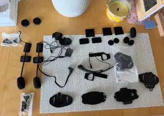 Doplňky k Interphone interkomu viz foto