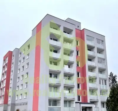 Prodej světlého bytu 1+kk v Horní Bříze