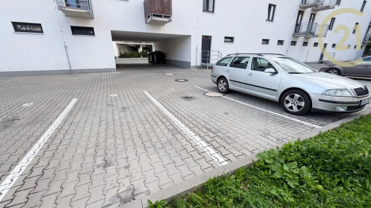 Prodej vyhrazeného parkovacího stání – parc. č. 3563 | Re...